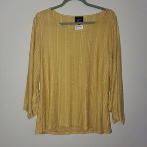 W5 NWT MUSTARD AND WHITE VERTICAL STRIPE BLOUSE WITH WIDE SLEEVES SIZE XL